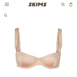 SKIMS 32A Woven Underwire Bra